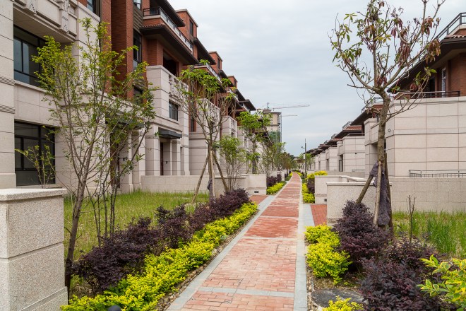 Price of Modernization-23