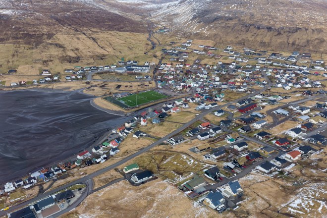 FAE_tiny green dot-13