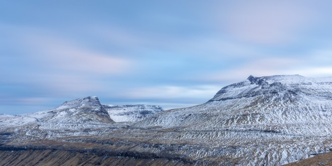 Staring impossible-19