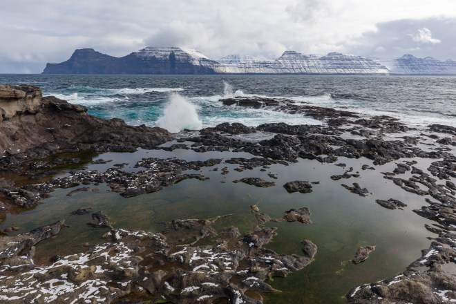 Staring impossible-6